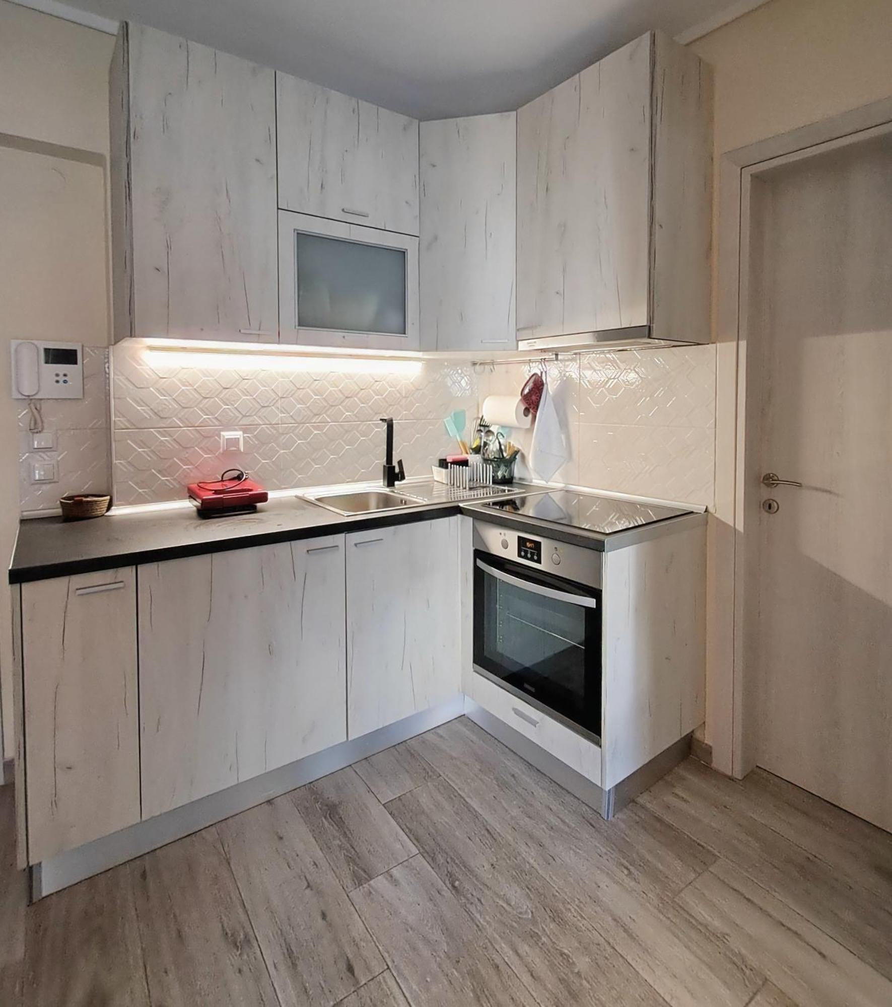 Cozy & Stylish Eastside Apt. Thessaloniki Exterior foto